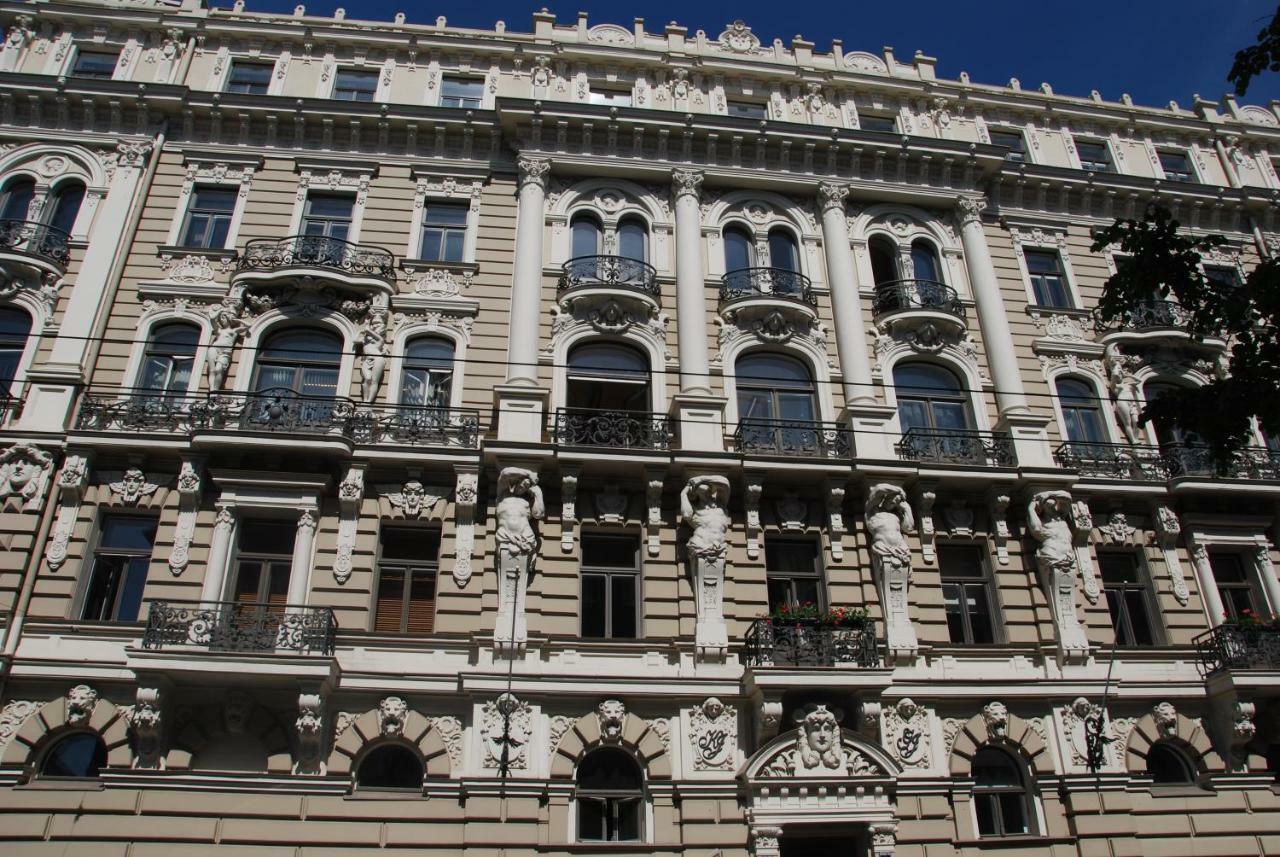 Apartments In Art Nouveau District Рига Екстериор снимка